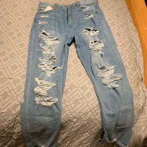 Size 14 American eagle mom jeans